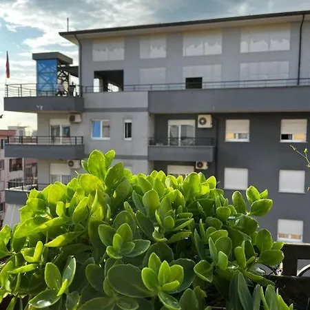 2-bedroom Unit In * 地拉那